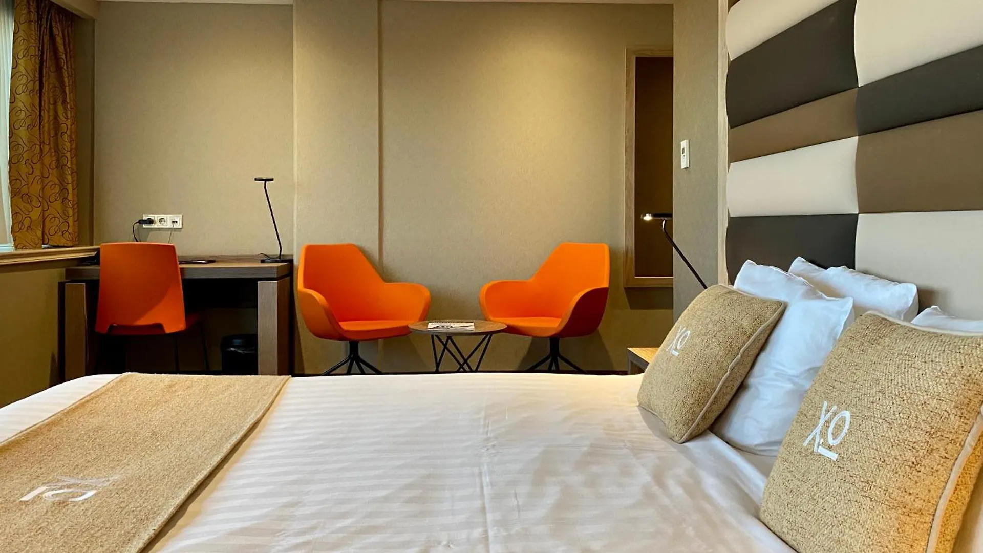 Xo Hotels Blue Tower Amsterdam 4*,  Niederlande